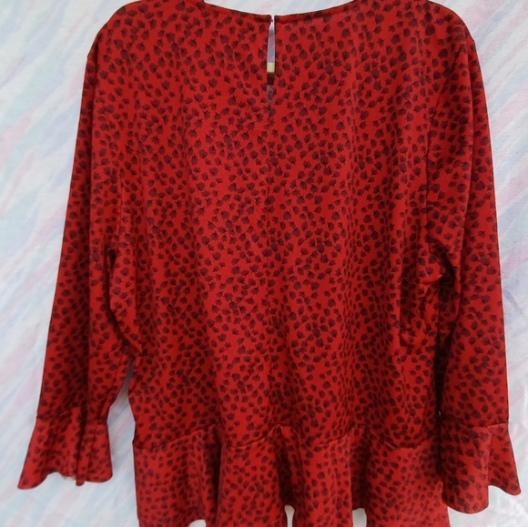Red Alfred Sung XXL Blouse with leaf pattern - Picture 5 of 7